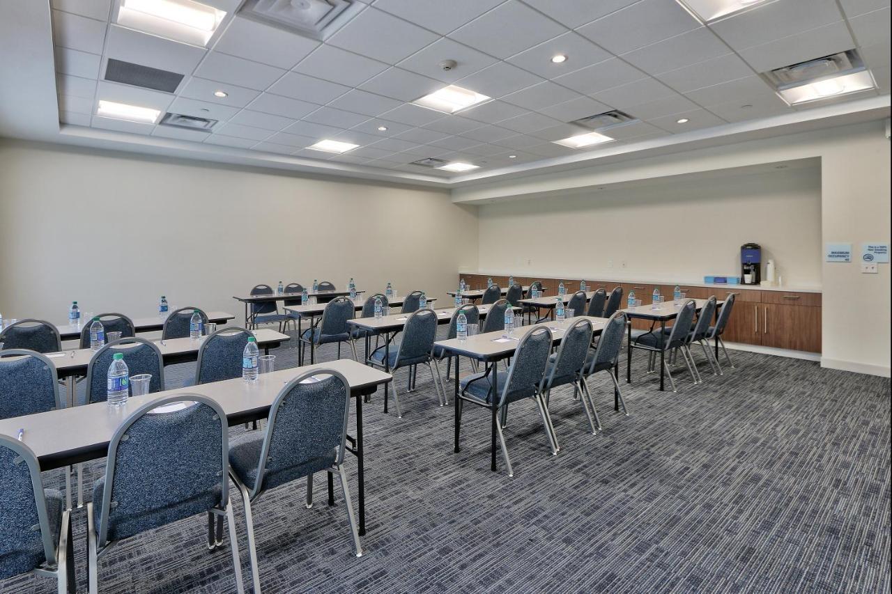 Holiday Inn Express & Suites - Roswell By Ihg Esterno foto