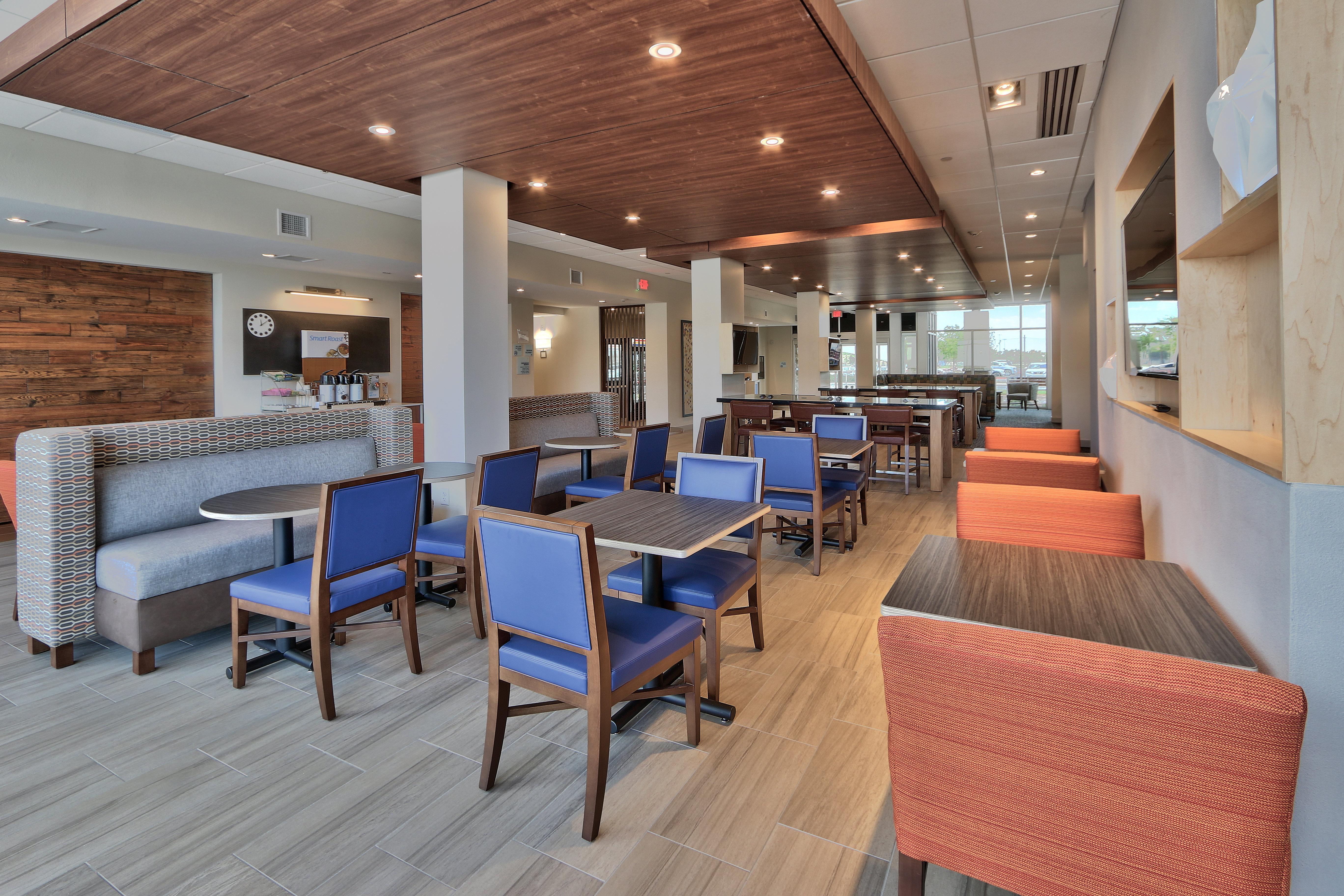 Holiday Inn Express & Suites - Roswell By Ihg Esterno foto